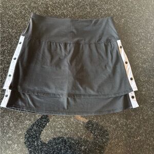 EUC Lucky in Love polka dot “Snap to it” skirt - size Medium Long